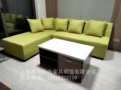 沙發(fā)